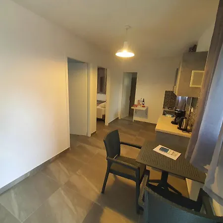 Bella De Lux Apart Otel *
